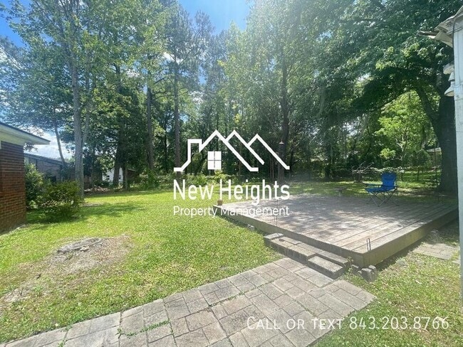 Building Photo - 102 Richter Dr