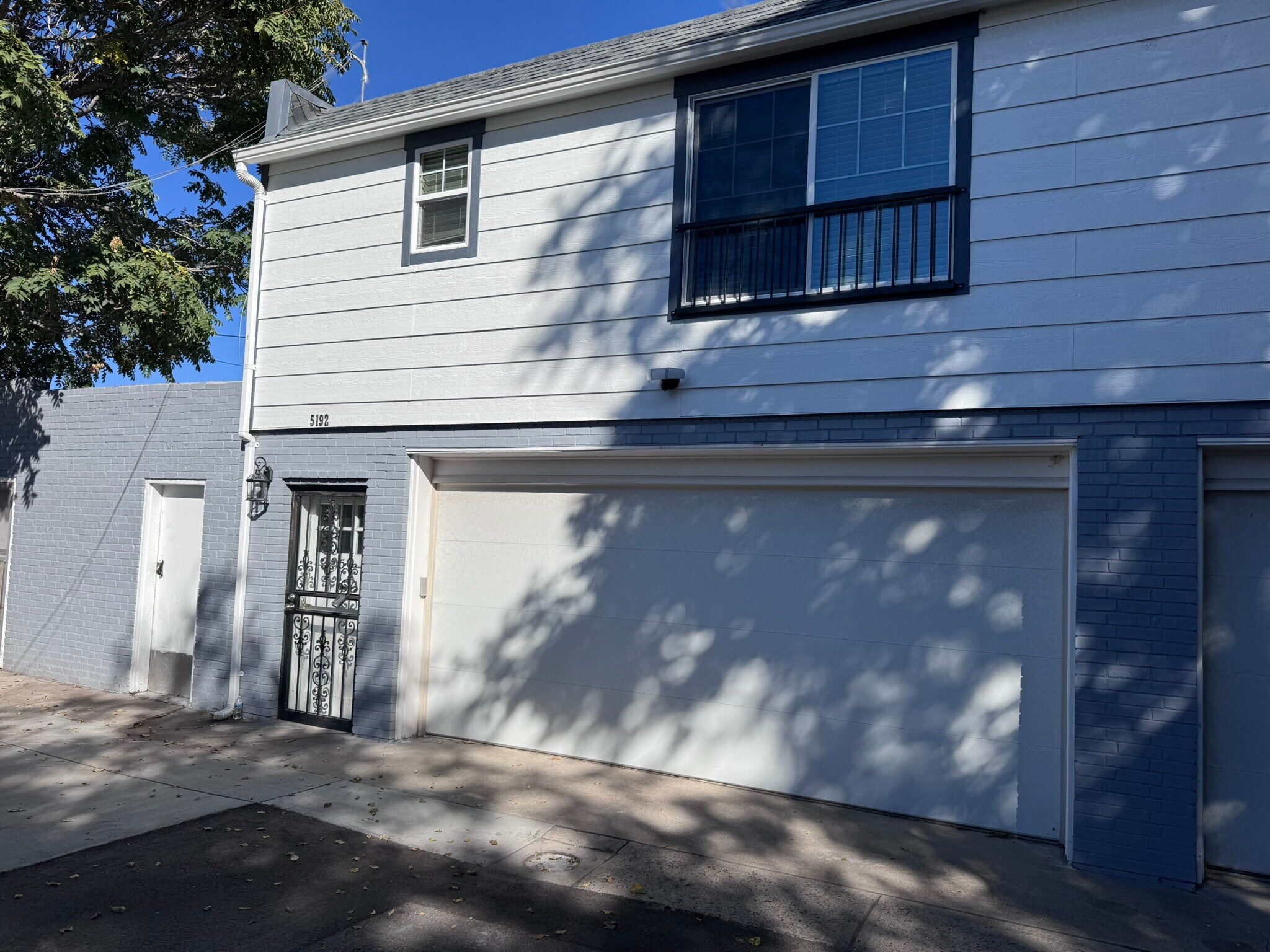 Building Photo - 5190 Washington St