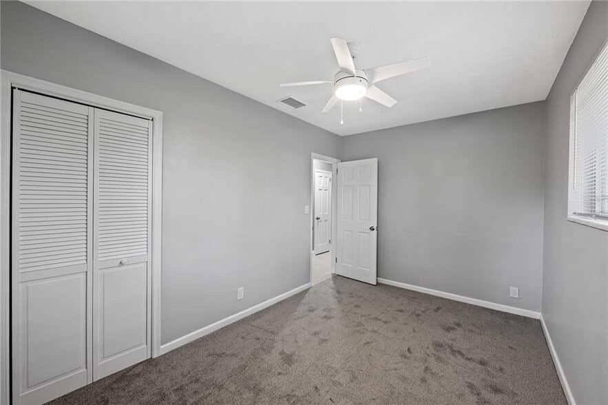 Building Photo - 1424 SW 18th St