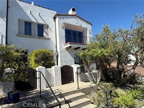 Building Photo - 1623 Artesia Blvd