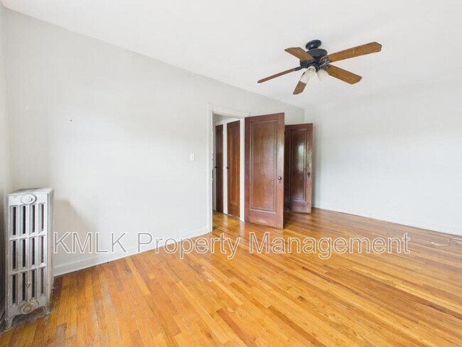 Building Photo - 1346 Kenilworth Ave