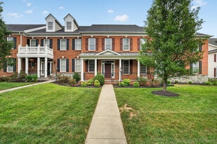 Building Photo - 23202 Evergreen Ridge Dr