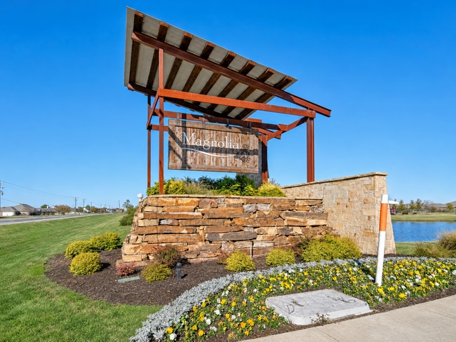 Building Photo - Practically New Home with Parks, Pools, Amazing Community!