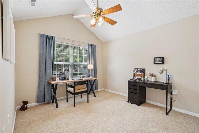 Building Photo - 3050 Orchard Ridge Cir