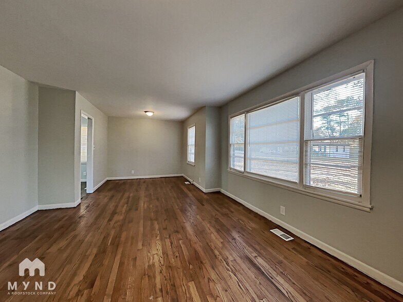 Building Photo - 1245 Rose Lynn Ln