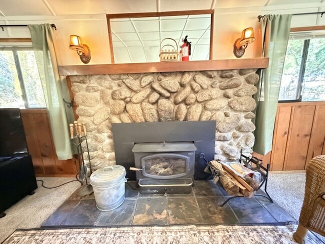 Building Photo - 54059 Montgomery