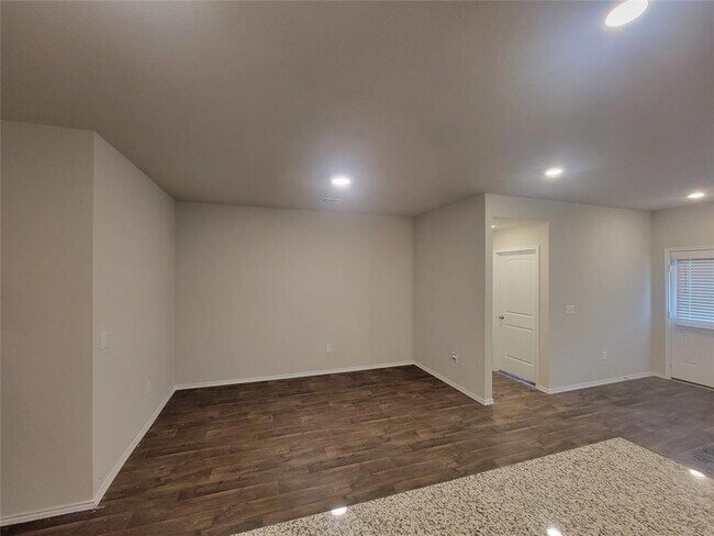 Building Photo - 5901 Berriweather Dr
