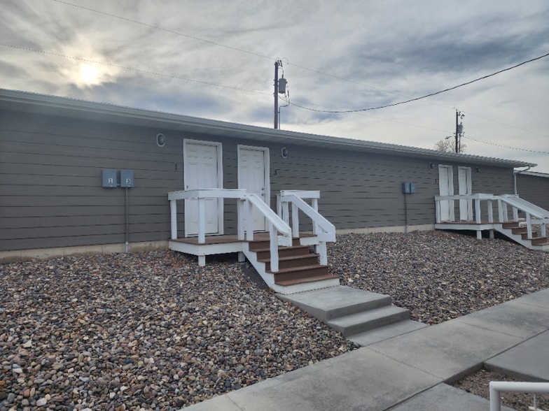 Building Photo - 1701 Hudson St