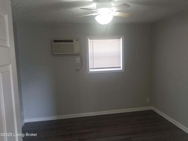 Building Photo - 4218 Flintlock Dr