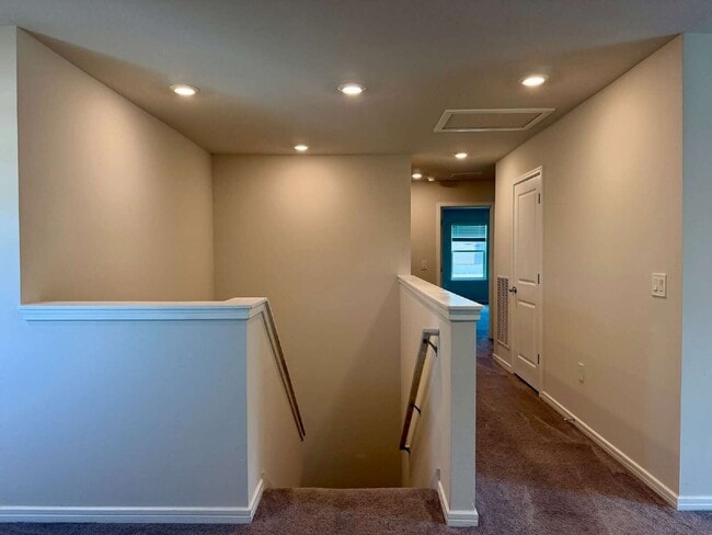 Building Photo - 30561 Gilbern Rd