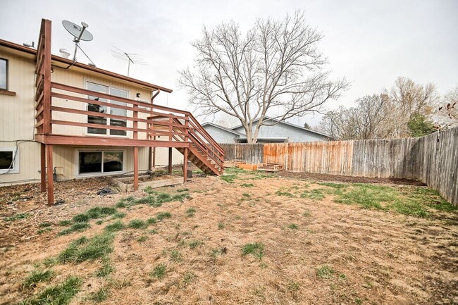 Building Photo - 2 Bedroom Duplex in Greeley