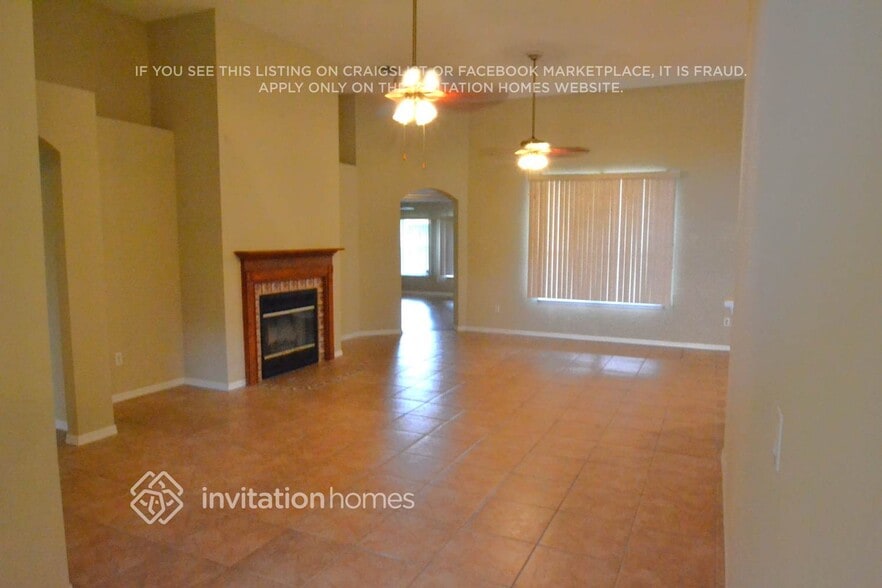 Building Photo - 6774 Cabello Dr