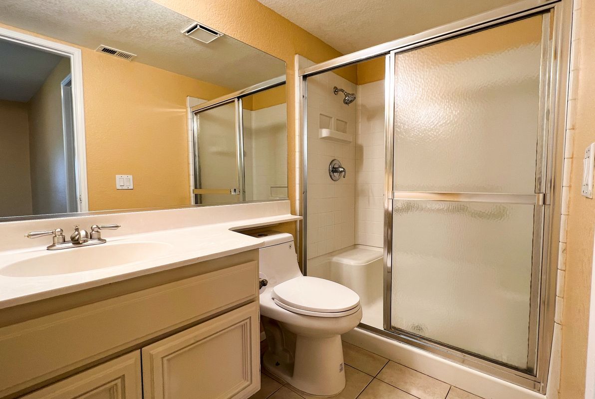 Building Photo - 8558 Sandhill Dr
