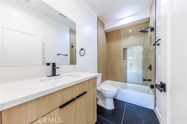 Building Photo - 2426 S West View St