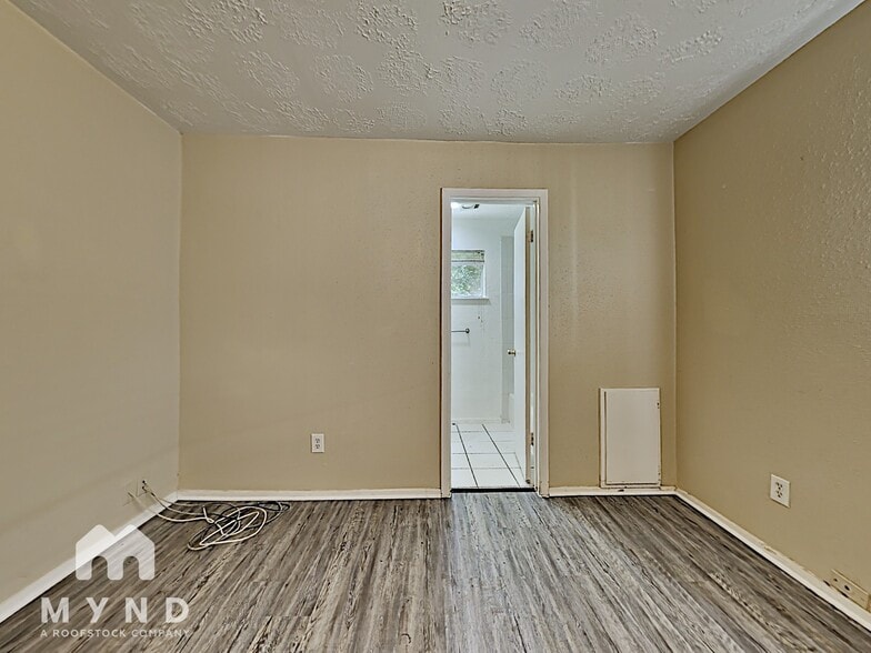 Building Photo - 4435 Algernon Dr