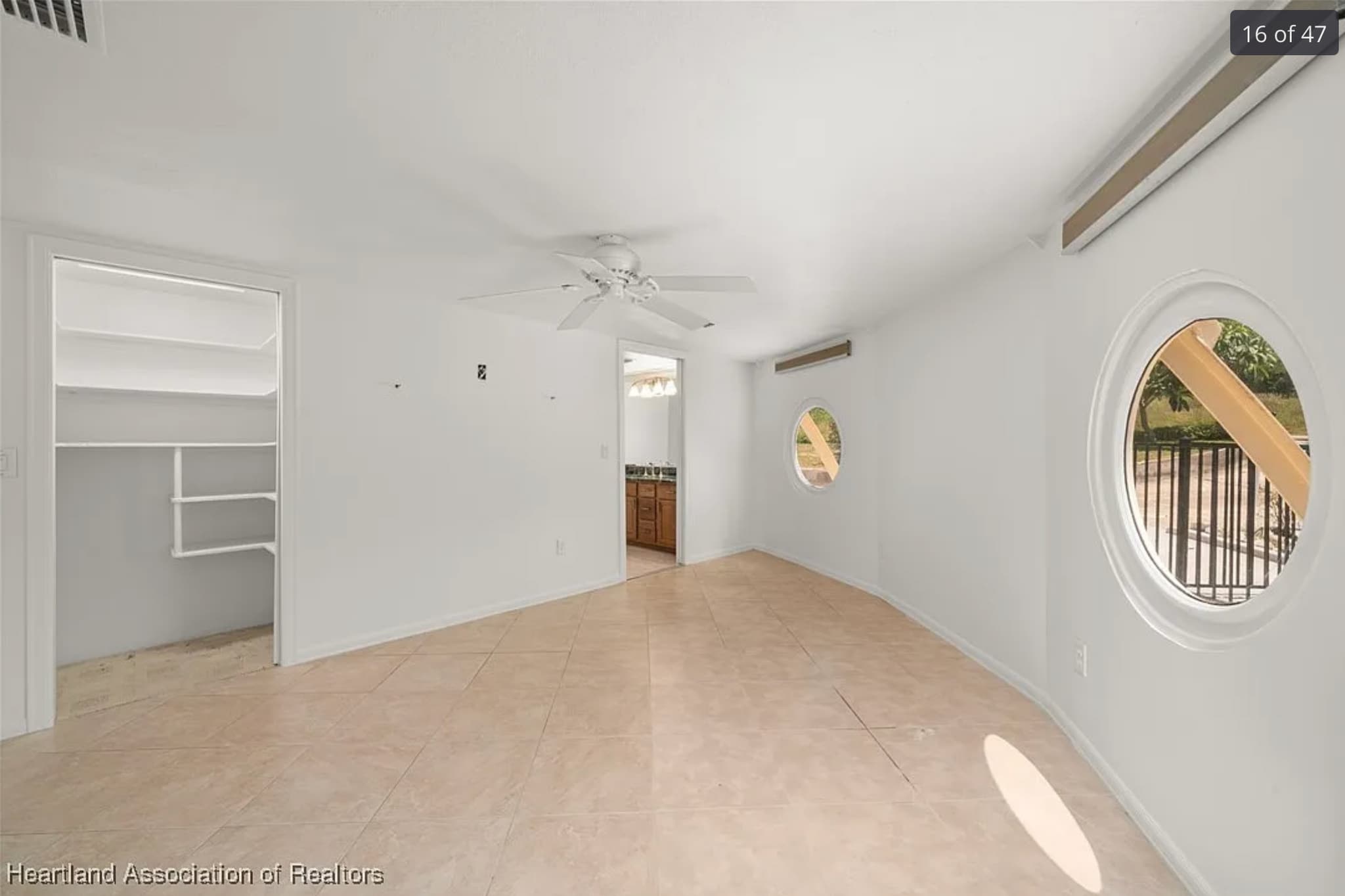 Master Bedroom - 201 Rachard Blvd