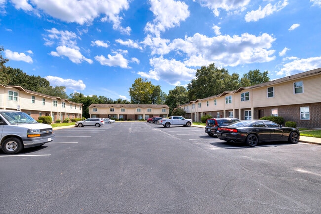 Building Photo - 1121 Alice Dr