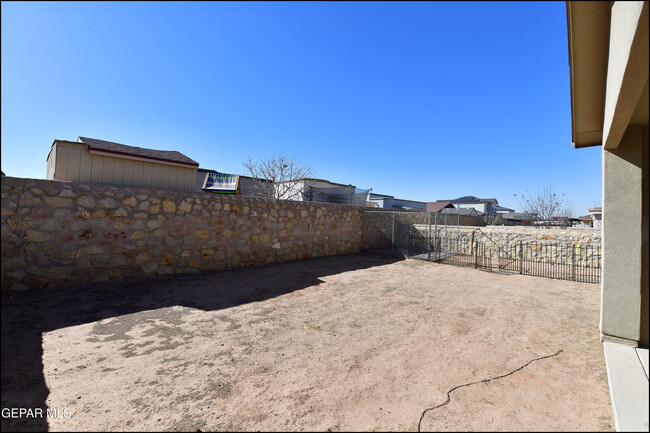 Building Photo - 14960 Boer Trail