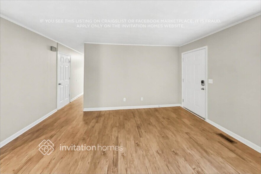 Building Photo - 216 S Sequoya Dr