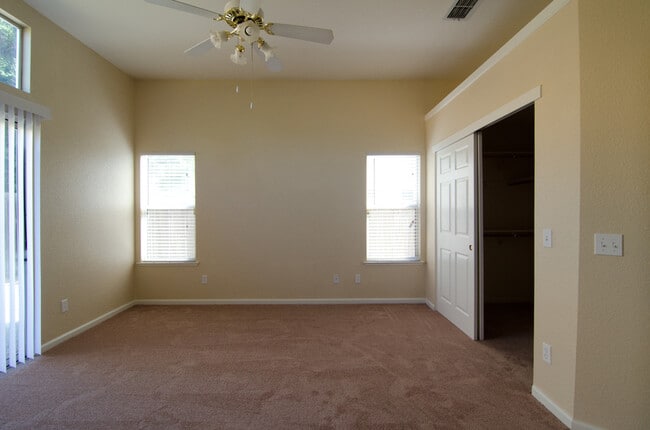 Building Photo - 6701 Storia Way