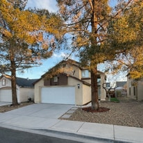 Building Photo - 2229 Goldhill Way