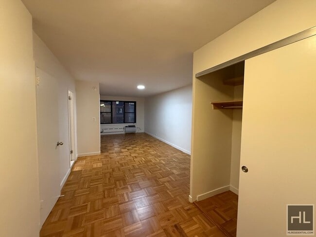 Building Photo - 145 4th Ave
