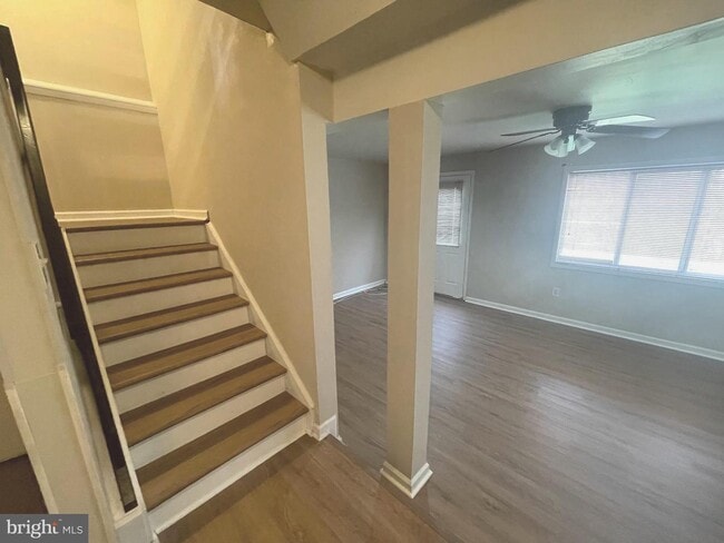 Building Photo - 4216 Dunwood Terrace