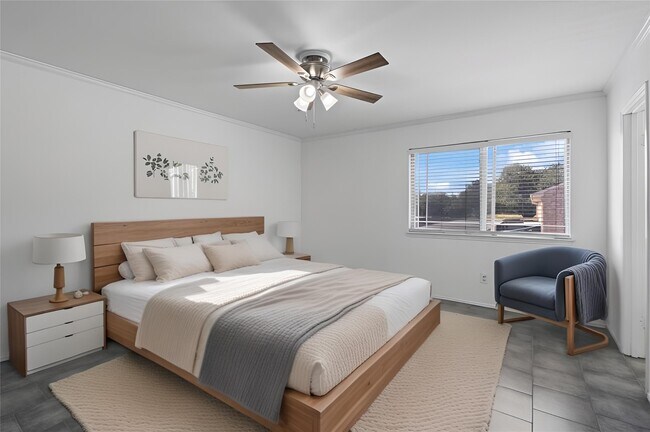 Building Photo - 5801 Lumberdale Rd