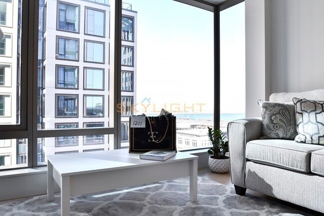 Building Photo - 135 Seaport Blvd