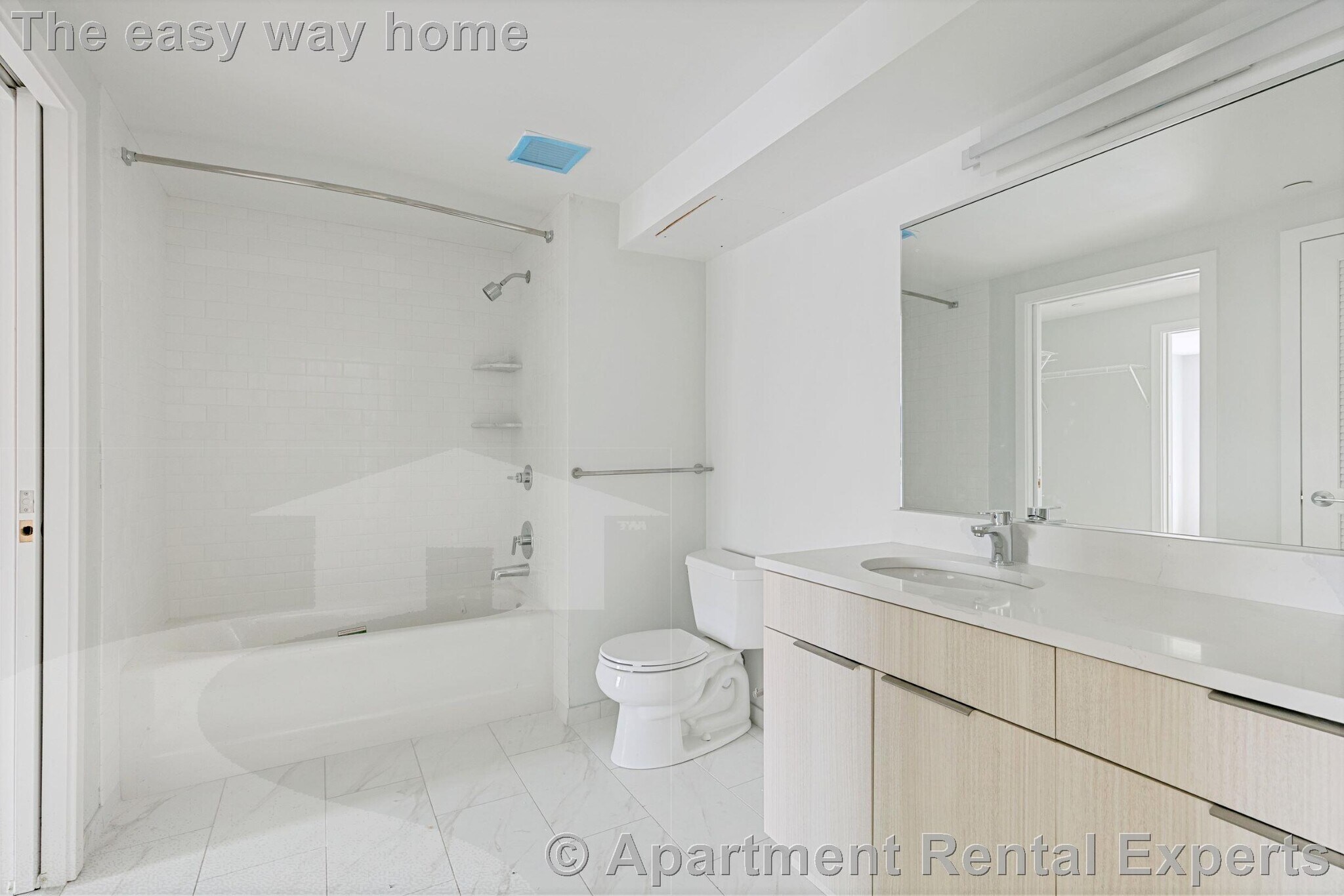 Building Photo - 10 Soden St