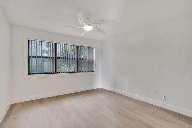 Building Photo - 1040 Homewood Blvd