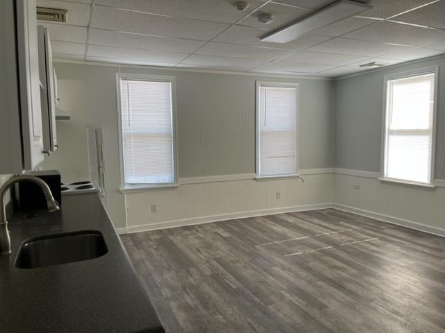 Building Photo - 202 Cattell St