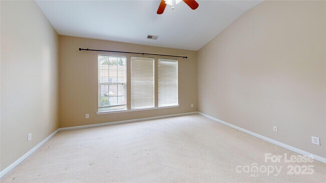 Building Photo - 9007 Bishop Crest Ln
