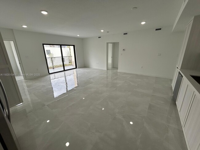 Building Photo - 14625 SW 262nd St