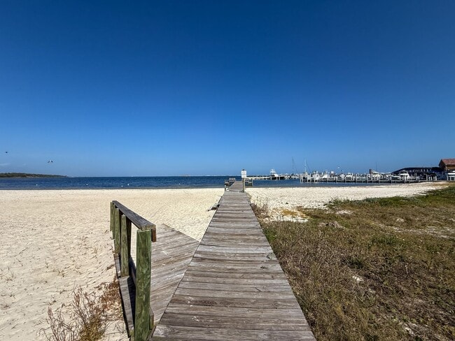 Building Photo - Completely renovated 2 bedroom 2 bath waterfront condo for rent near Pensacola Beach!