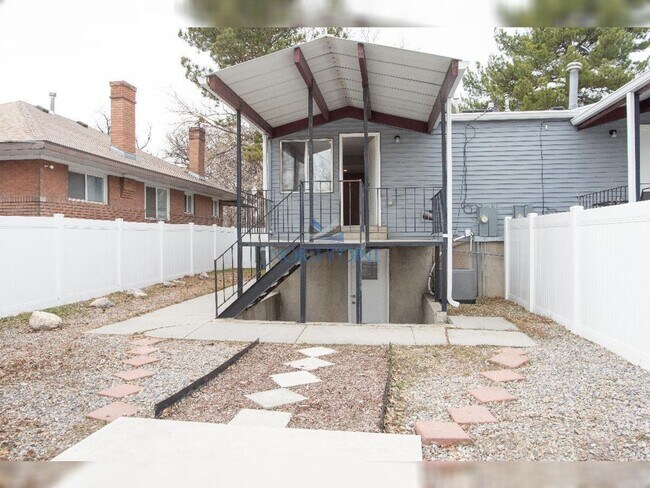Building Photo - 2BR/1.5BA | Newly Renovated House Duplex | Private Backyard |  In International Peace Garden!