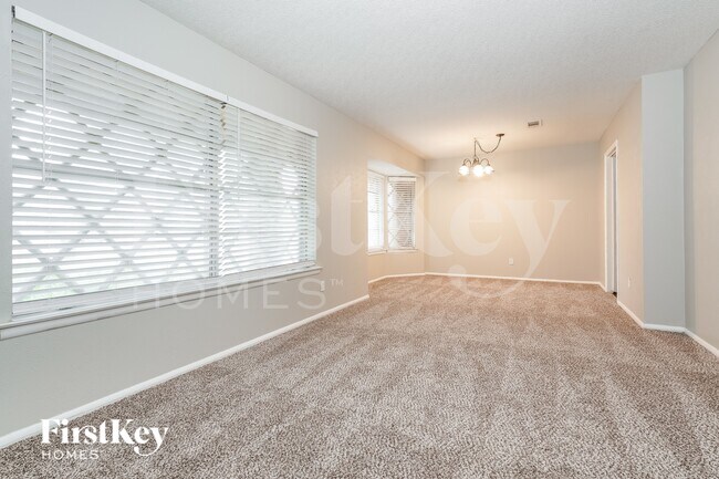 Building Photo - 1424 Wreyhill Dr
