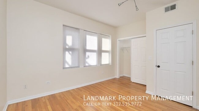 Building Photo - 4748 N Washtenaw-#2