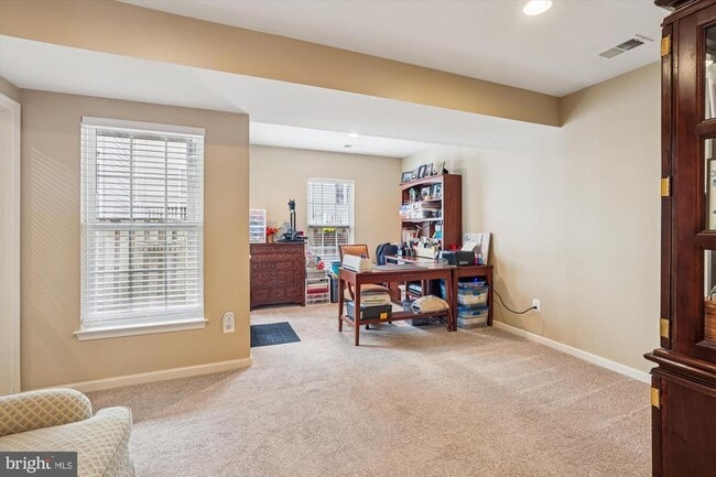 Building Photo - 9327 Hundith Hill Ct