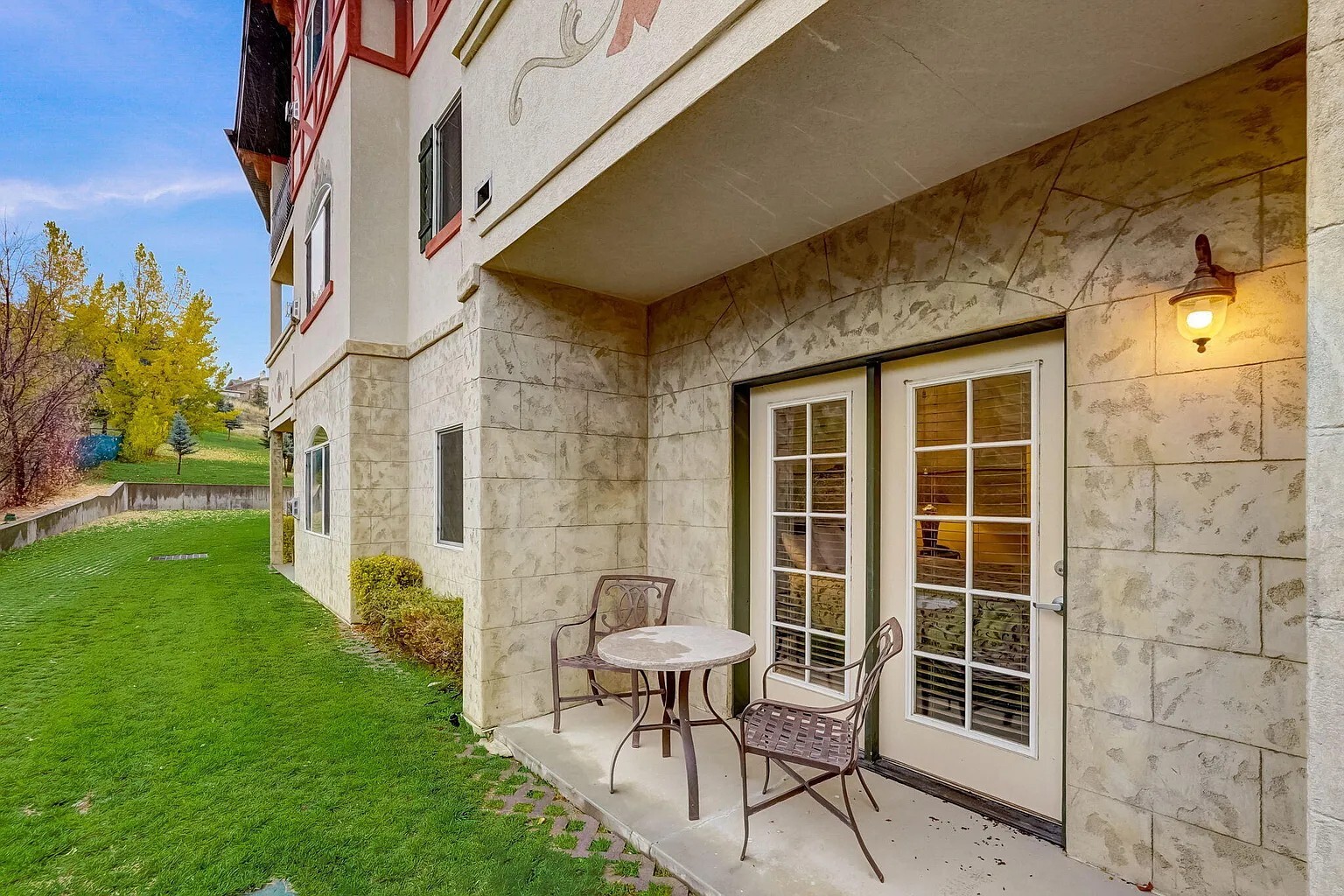 Building Photo - 840 Bigler Ln