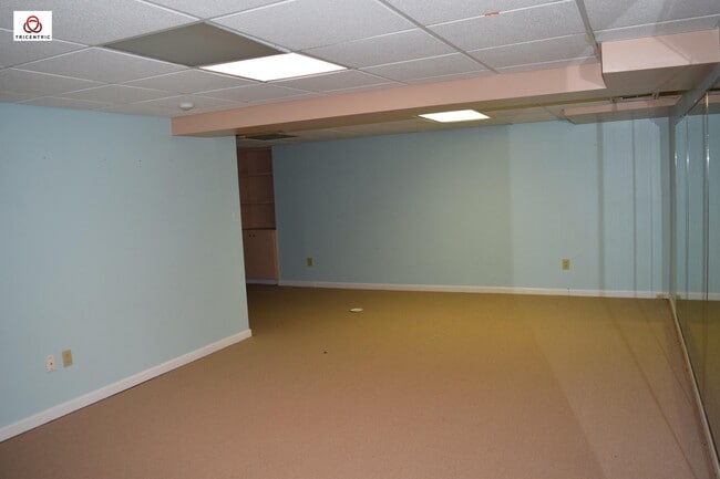 Building Photo - 1566 Heron Cir