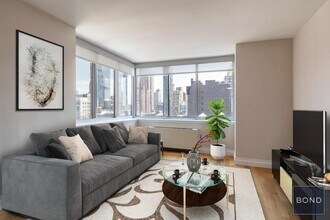 Building Photo - 776 Sixth Avenue