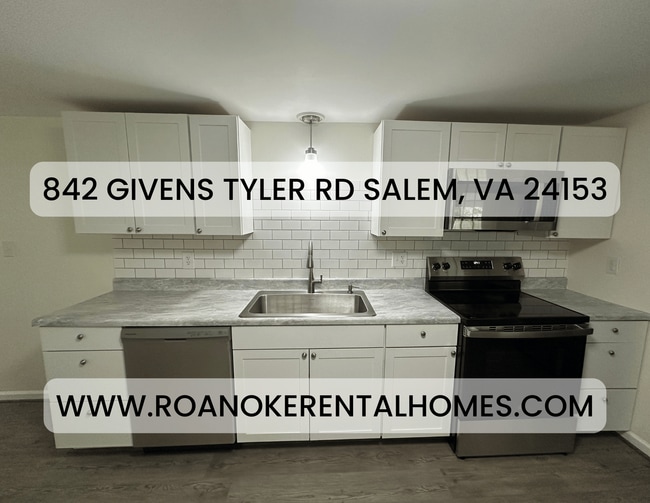 Building Photo - 842 Givens Tyler Rd