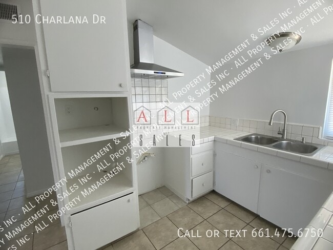 Building Photo - 510 Charlana Dr