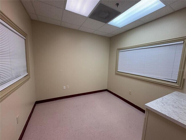 Building Photo - 13250 N 56th St