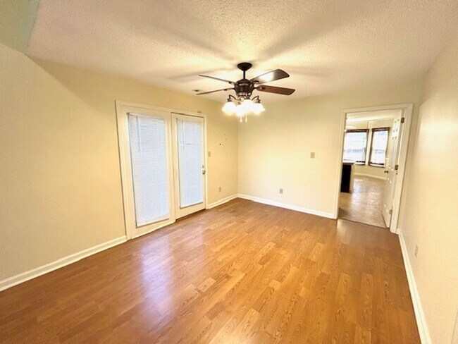 Building Photo - Beautiful Home for Rent in the Heart of Madison