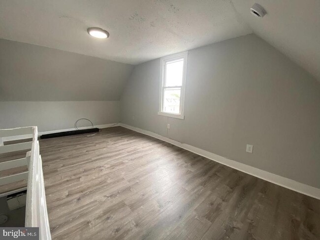 Building Photo - 110 N 4th St.