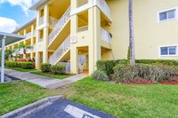 Building Photo - ***NEW PHOTOS ATTACHED***North Naples****G...