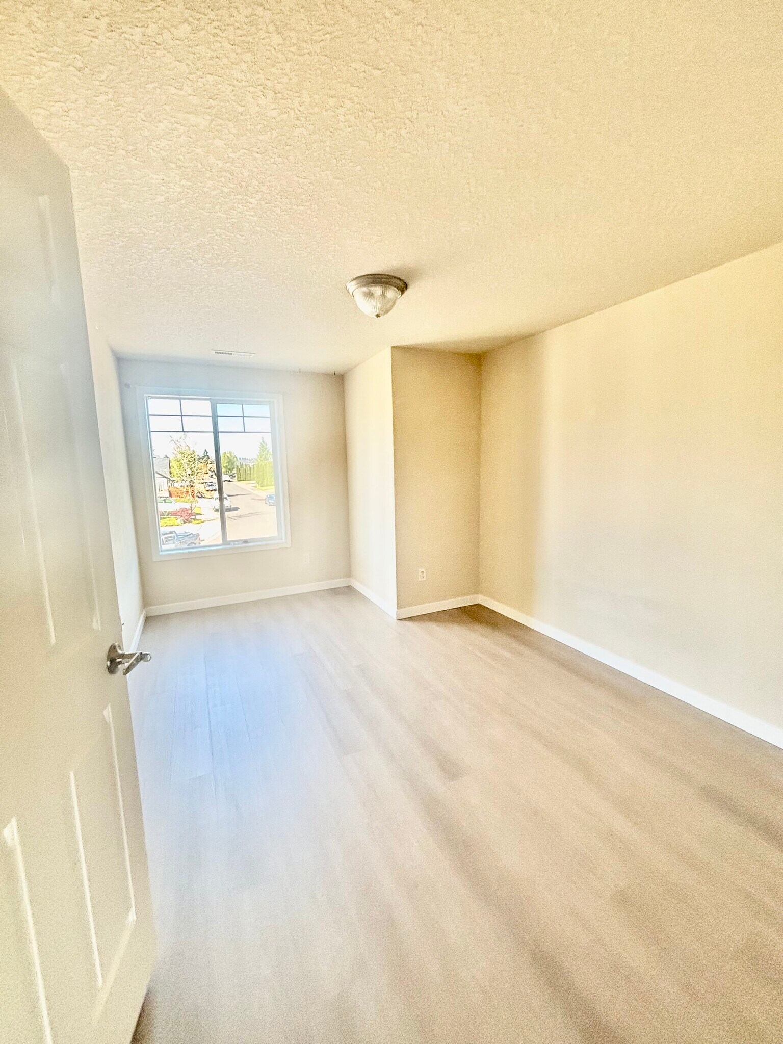 Building Photo - 5119 NE 90th St