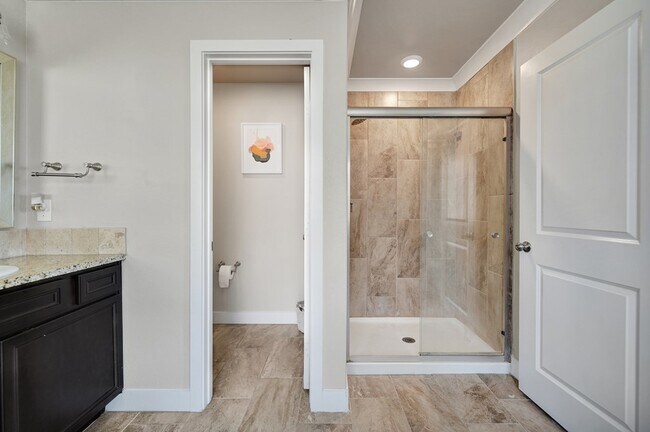 Building Photo - 1103 Masquerade Blvd
